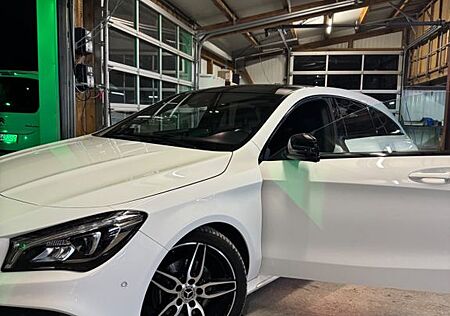 Mercedes-Benz CLA 200 Shooting Brake -