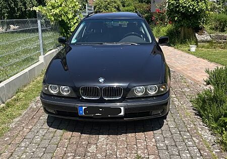BMW 540i A Touring - E39