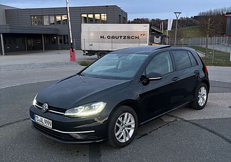 VW Golf Volkswagen 1.6 TDI SCR DSG Comfortline