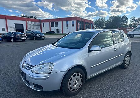 VW Golf Volkswagen V Lim. Comfortline Klimaautomatik!