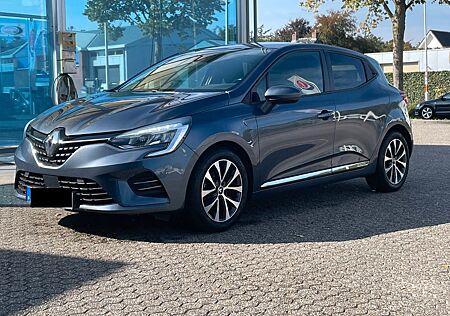 Renault Clio TCe 100 LPG Intens (Autogasbetrieb)