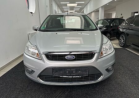 Ford Focus 1,6 Ti-VCT Style/Tüv/Au neu