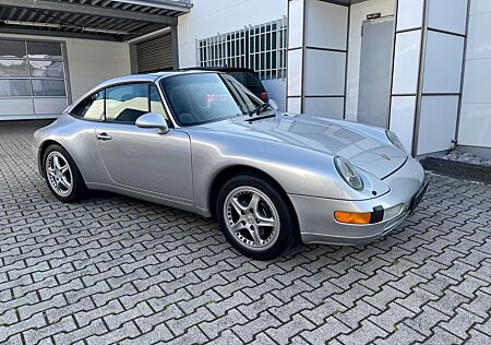 Porsche 993 911 / Targa / perfekte Historie