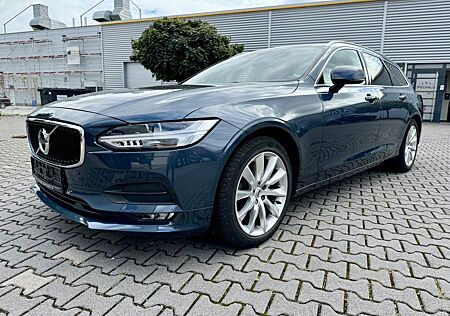 Volvo V90 D5 Momentum AWD - NAVI + LEDER + LED + CAM