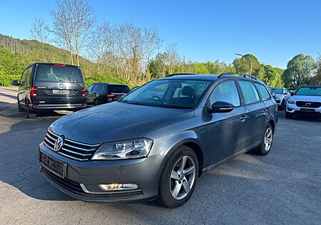 VW Passat Variant Volkswagen Trendline BlueMotion Rechtslenker