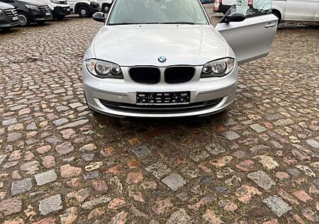 BMW 116i - Sportlenkrad TÜV NEU 01/01 2027