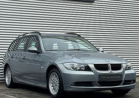 BMW 320i 3er Touring *SHZ/SCHECKHEFT/HU+AU NEU!!!