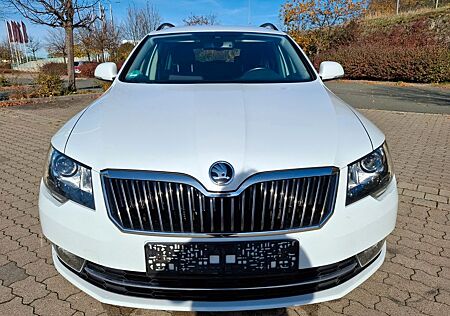 Skoda Superb Best Of 4x4 170PS Xenon Navi DSG