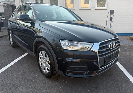 Audi Q3 basis quattro,Autom,Navi,LED,Erstehand