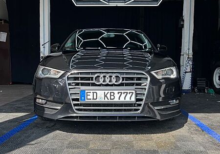 Audi A3 2.0 TDI S tronic Ambiente S Line 19 ZOLL
