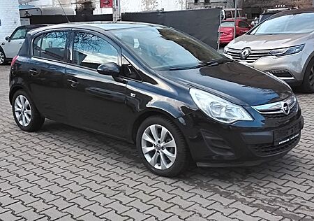 Opel Corsa D Active. Neue Tüv