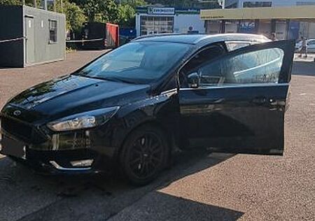 Ford Focus 1,5 EcoBoost 134kW Auto Titanium Turni...