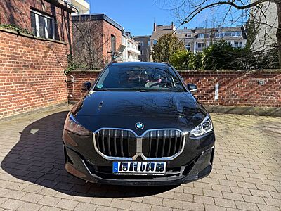 BMW 218i Active Tourer ACC Premium Paket LED