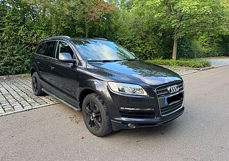 Audi Q7 3.0 TDI (DPF) quattro tiptronic