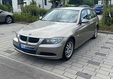 BMW 318i touring -