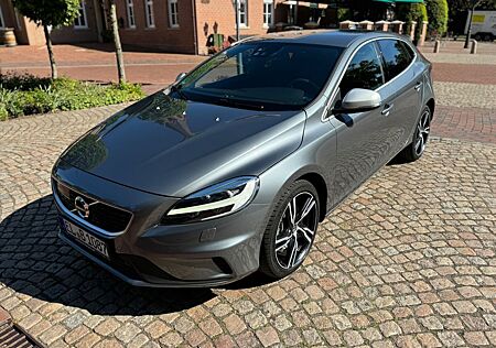 Volvo V40 T3 Geartronic R Design R Design