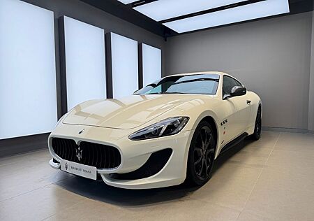 Maserati GranTurismo 4.7 V8 Sport - Carbon