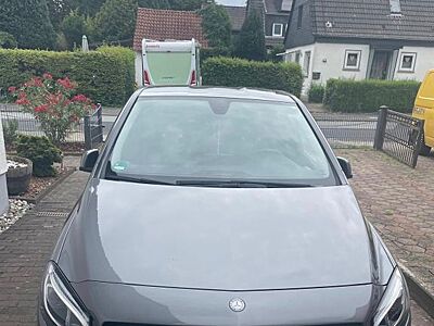 Mercedes-Benz B 200 Urban Grau Metallic
