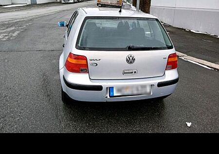 VW Golf Volkswagen 1.6 Basis