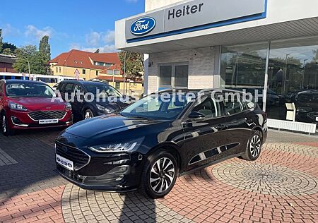 Ford Focus Turnier Titanium / SYNC 4 + Navi