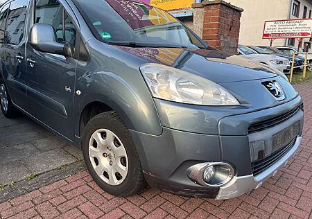 Peugeot Partner Tepee Family/PANORAMA/AHK