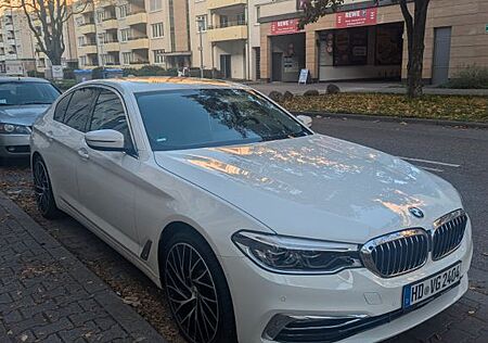 BMW 530i xDrive Luxury Line