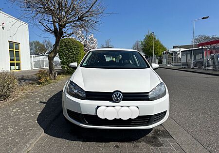 VW Golf Volkswagen VI 1.4 | 8-fach bereift | Top Zustand