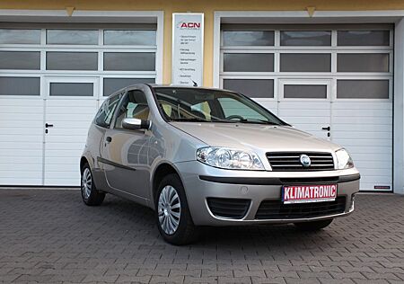 Fiat Punto 1.2 8V Dynamic, Klimaautomatik