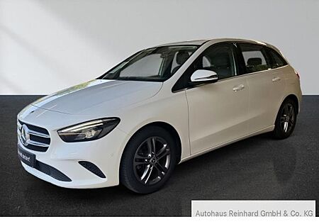 Mercedes-Benz B 180 d Style+Autom+Navi+PDC+SHZ+Kam+MBUX+LED+