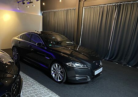Jaguar XF 3.0 L V6 Diesel S