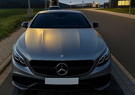 Mercedes-Benz S 63 AMG 4MATIC Coupé AMG