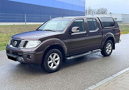 Nissan Navara Doppelkabine4X4/Hardtop/1.Hand/AHK/Kamera