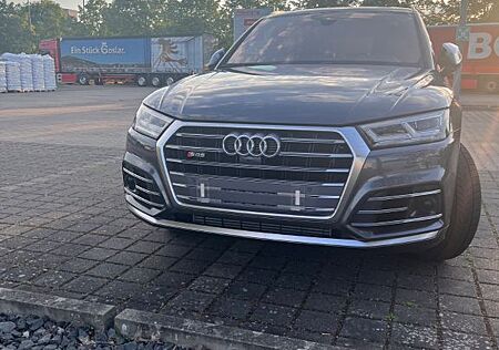 Audi SQ5 3.0 Luftfahrwerk, ABT, Pano TÜV