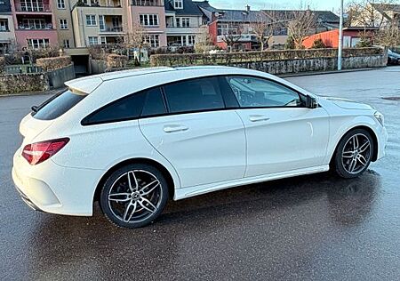 Mercedes-Benz CLA 200 Shooting Brake -