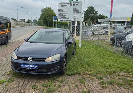 VW Golf Volkswagen VII Lim. Comfortline BMT/Klima/Navi/SHZ