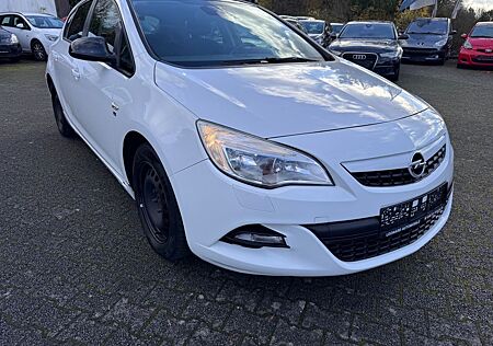 Opel Astra J Lim. 5-trg. Edition