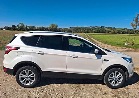 Ford Kuga 1,5 EcoBoost Titanium Automatik