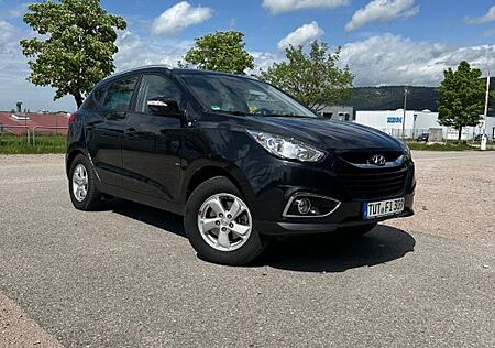 Hyundai ix35 2.0 TUV NEU