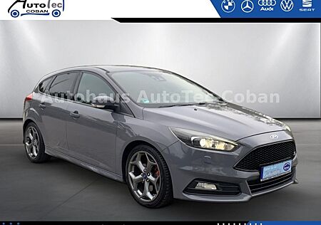 Ford Focus Lim. ST*/XENON/NAVI/LEDER/*