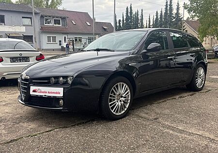 Alfa Romeo 159 Sportwagon 2.4 JTDM 20V Elegante Automatik