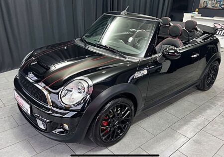 Mini John Cooper Works Cabrio / 211 PS