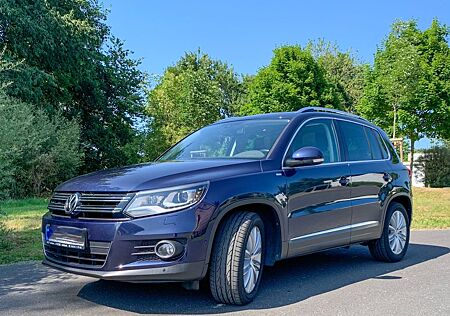 VW Tiguan Volkswagen 1.4 TSI | Turbo-Benziner | 65.000 km |
