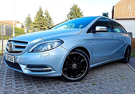 Mercedes-Benz B 200 BE SPORT DISTRONIC 1-HD, Comand,1A Zust