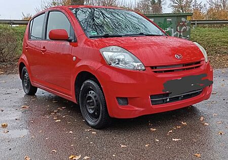 Daihatsu Sirion 1.3 -