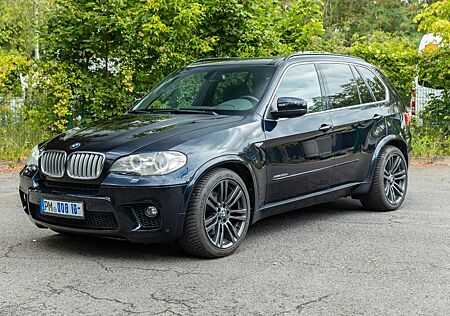BMW X5 xDrive40d - M Paket - Carbonschwarz