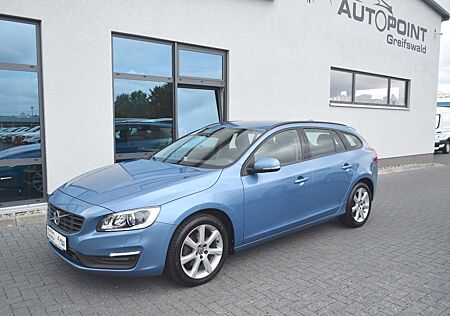 Volvo V60 Kombi Navi Xenon Tempomat dig. Cockpit AHK