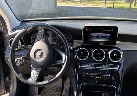 Mercedes-Benz GLC 220 d 4MATIC EXCLUSIVE Autom. EXCLUSIVE