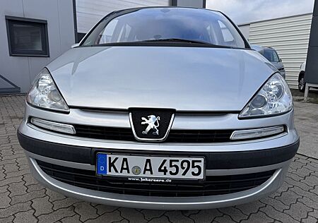Peugeot 807 2.2 HDI Tendance 130