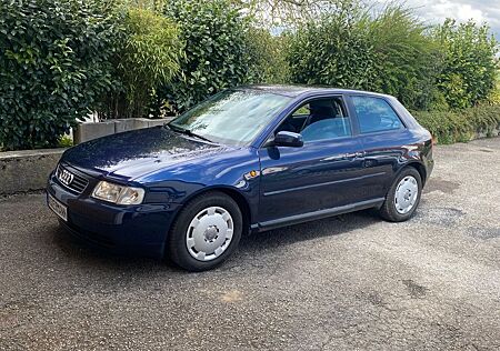Audi A3 1.6 Ambiente Ambiente