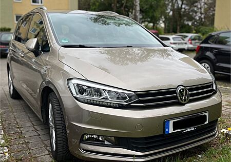 VW Touran Volkswagen 1.8 TSI DSG Highline *7-Sitz. *PANO *SH
